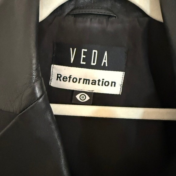 Reformation Veda Crosby 90s Longline Leather Blazer Black Trench Coat Sz Medium - Picture 8 of 13